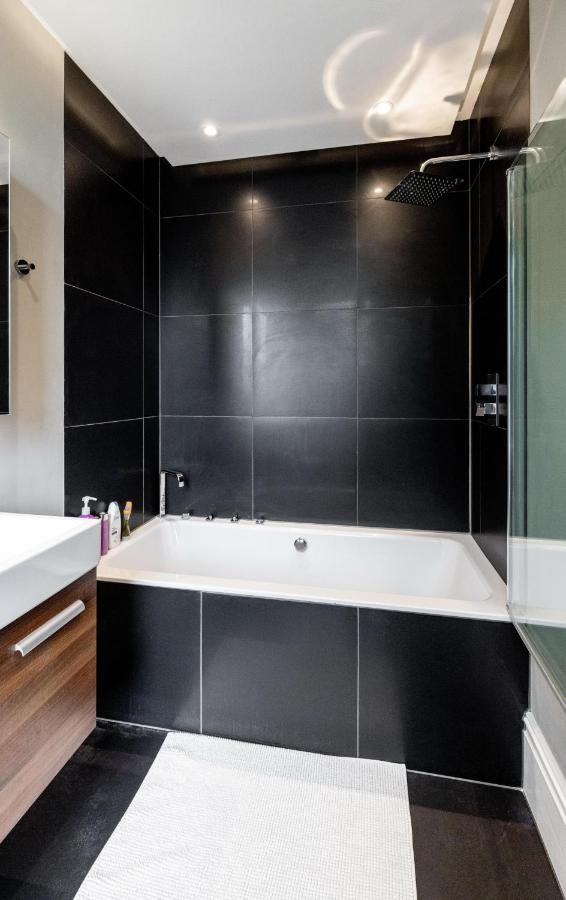 فيلا Dream House London With Gym, Cinema And Housekeeper إيلينغ المظهر الخارجي الصورة
